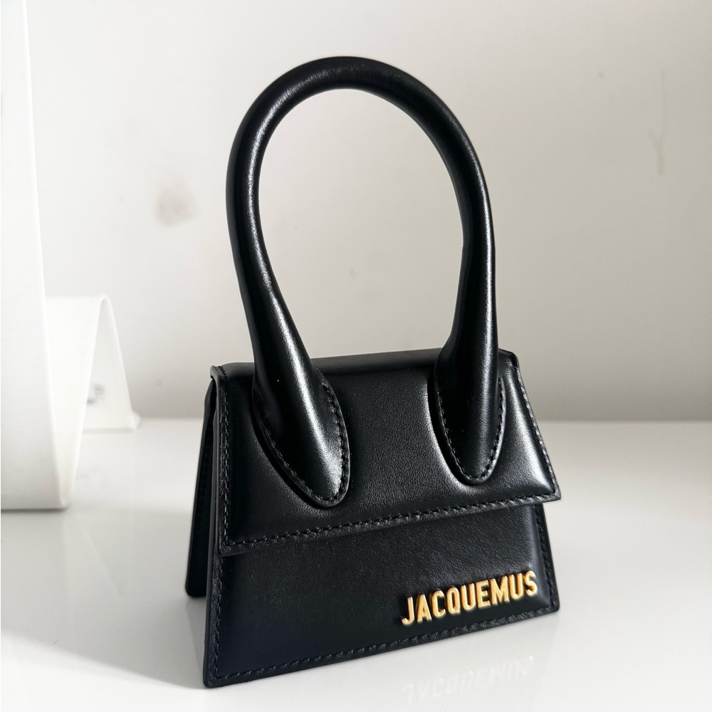JACQUEMUS
Black 'Le Chiquito' Clutch